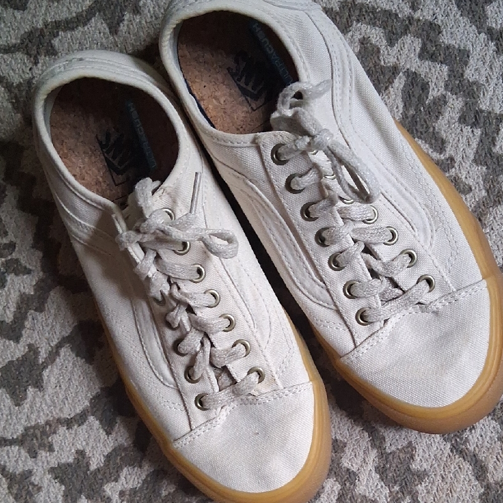 Vans Women’s Sneakers with Gum Sole